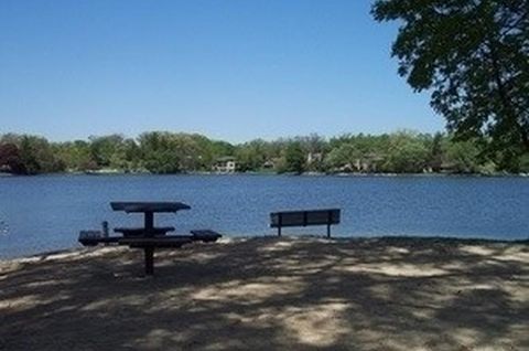 Tiny photo for 412 Warwick Road, Tower Lakes, IL 60010 (MLS # 12574638)