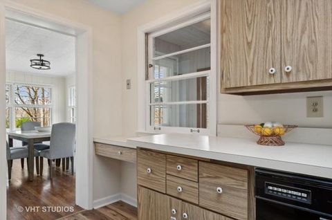 Tiny photo for 412 Warwick Road, Tower Lakes, IL 60010 (MLS # 12574638)