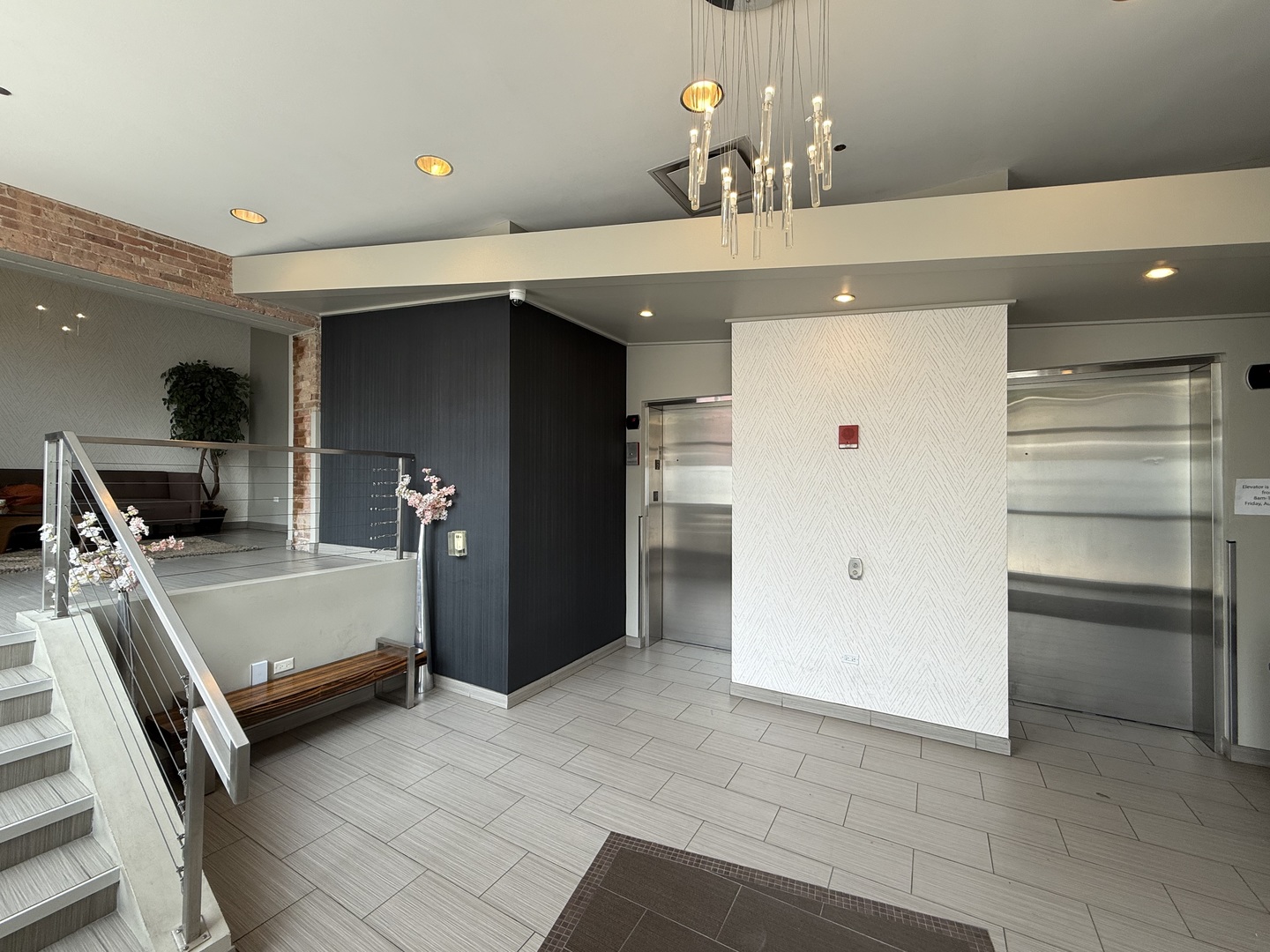 770 W Gladys Avenue 301