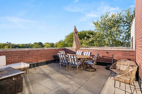 Tiny photo for 421 S Ridgeland Avenue #3S, Oak Park, IL 60302 (MLS # 12721838)
