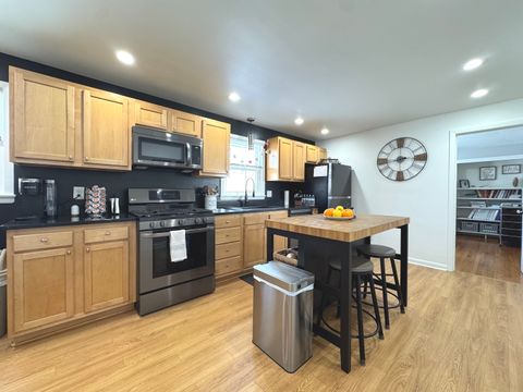 Tiny photo for 315 W Brookmont Boulevard, Bradley, IL 60915 (MLS # 12560680)