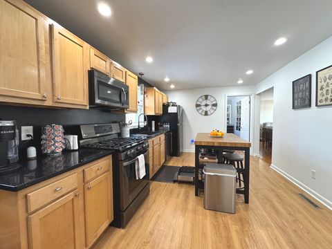 Tiny photo for 315 W Brookmont Boulevard, Bradley, IL 60915 (MLS # 12560680)