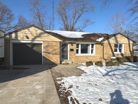 Photo of 315 W Brookmont Boulevard, Bradley, IL 60915 (MLS # 12560680)