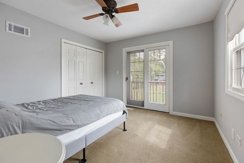 A home in Roselle