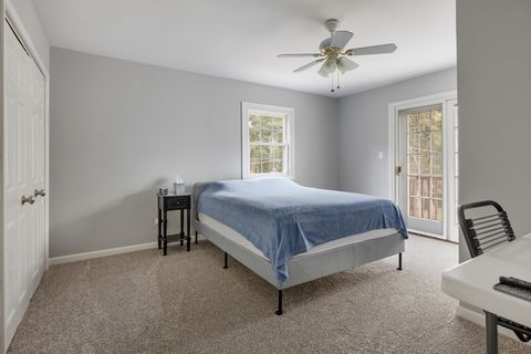 A home in Roselle