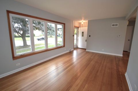 Tiny photo for 11148 Shelley Street, Westchester, IL 60154 (MLS # 12493801)