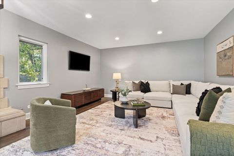 Tiny photo for 2951 Colfax Street, Evanston, IL 60201 (MLS # 12525796)