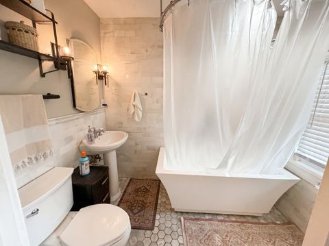 Tiny photo for 211 N Batavia Avenue, Batavia, IL 60510 (MLS # 12626087)