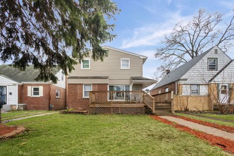 Photo of 41 166th Place, Calumet City, IL 60409 (MLS # 12607946)