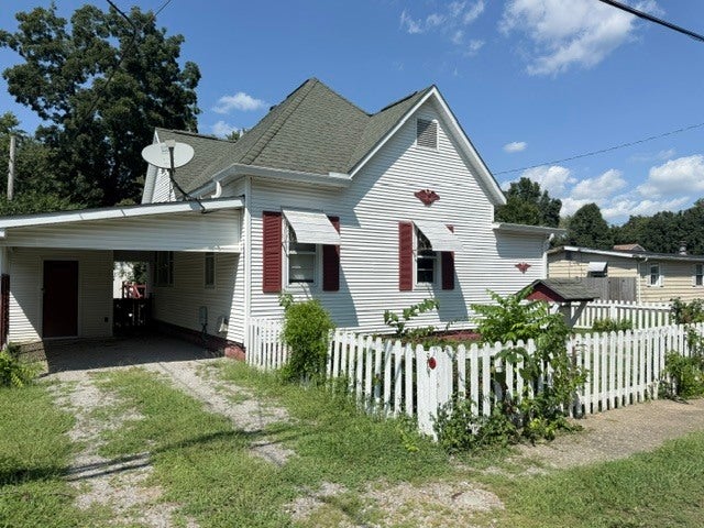 806 E Mckinley Street
