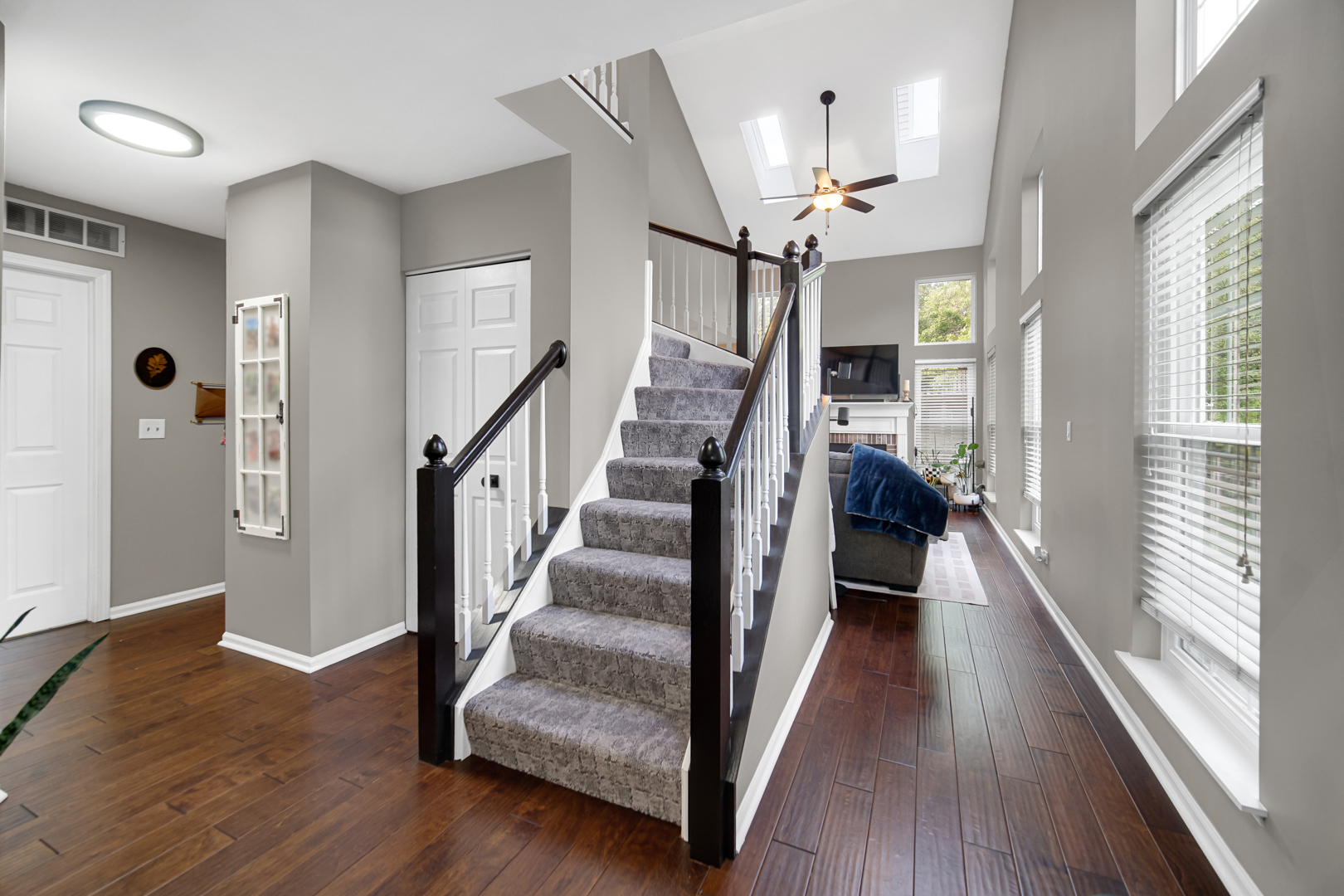Properties 1 2117 Peach Tree Lane 2117