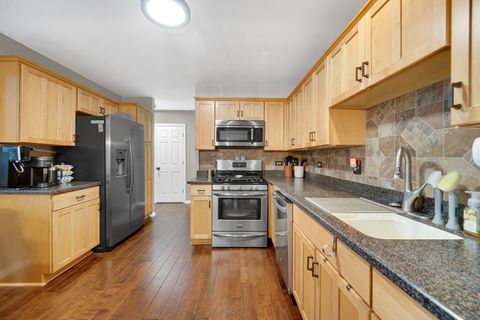 Tiny photo for 2117 Peach Tree Lane #2117, Algonquin, IL 60102 (MLS # 12638764)