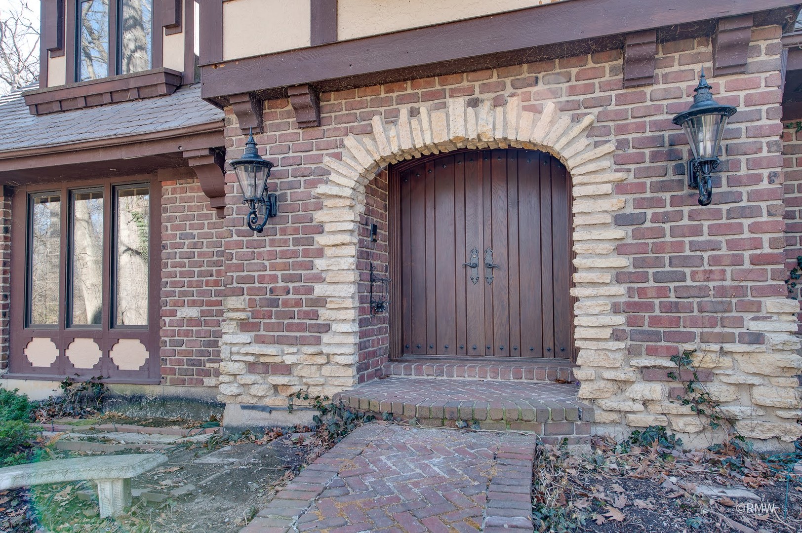 27W161 Mack Road