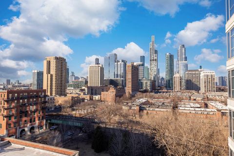 Tiny photo for 1600 S Prairie Avenue #1105, Chicago, IL 60616 (MLS # 12634237)