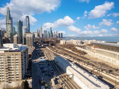 Tiny photo for 1600 S Prairie Avenue #1105, Chicago, IL 60616 (MLS # 12634237)