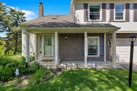 Photo of 2684 College Hill Circle, Schaumburg, IL 60173 (MLS # 12687992)