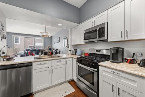 Tiny photo for 1431 Essex Street, Algonquin, IL 60102 (MLS # 12512310)