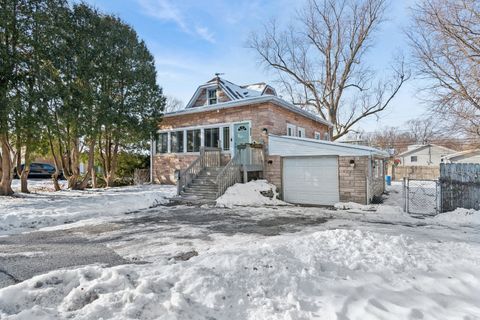 Tiny photo for 422 Bellevue Drive, Round Lake Park, IL 60073 (MLS # 12531494)