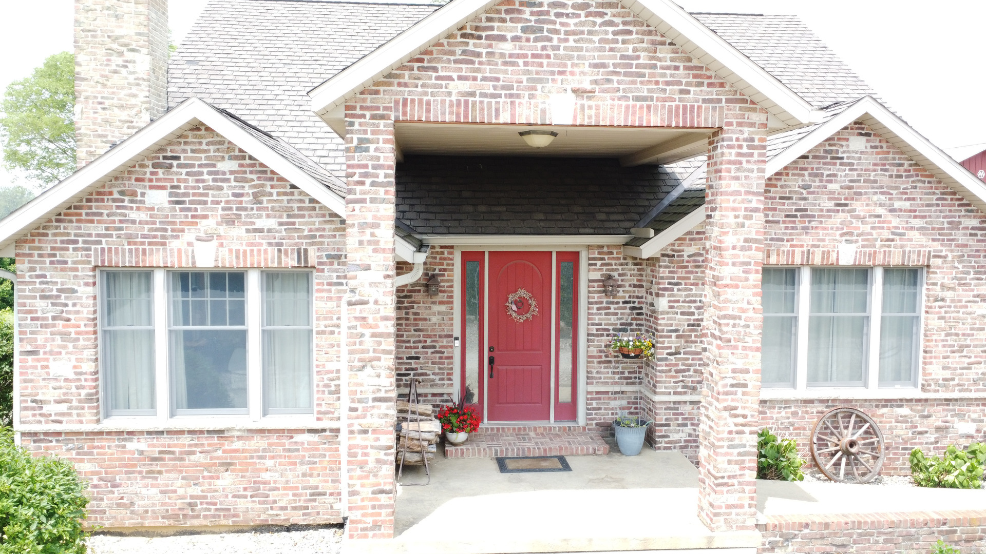 1897 N 2500 East Road