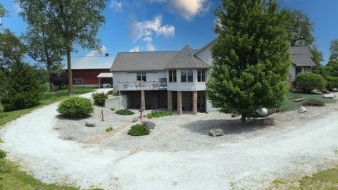 Tiny photo for 1897 N 2500 East Road, Watseka, IL 60970 (MLS # 12383016)