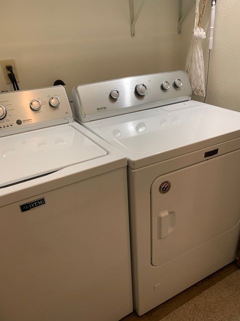 Tiny photo for 4704 9th Street #2, East Moline, IL 61244 (MLS # 100000333)