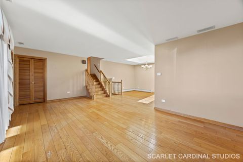 Tiny photo for 13 W Monterey Avenue, Schaumburg, IL 60193 (MLS # 12525863)