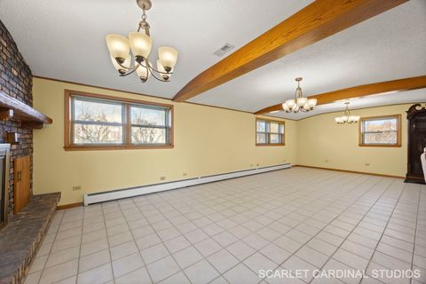 Tiny photo for 13 W Monterey Avenue, Schaumburg, IL 60193 (MLS # 12525863)