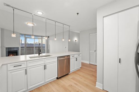 Tiny photo for 1515 S Prairie Avenue #516, Chicago, IL 60605 (MLS # 12466626)