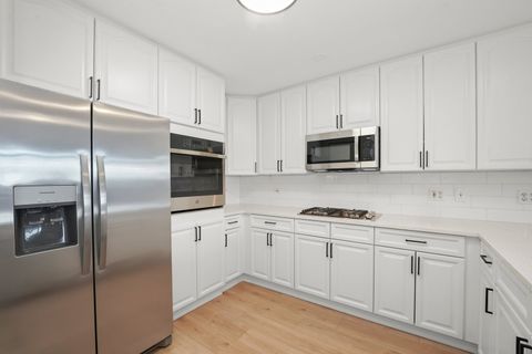 Tiny photo for 1515 S Prairie Avenue #516, Chicago, IL 60605 (MLS # 12466626)