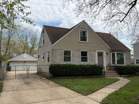 Tiny photo for 619 N Edgewood Avenue, Lombard, IL 60148 (MLS # 12622655)