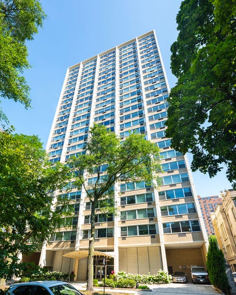Photo of 336 W Wellington Avenue #2501, Chicago, IL 60657 (MLS # 12724684)