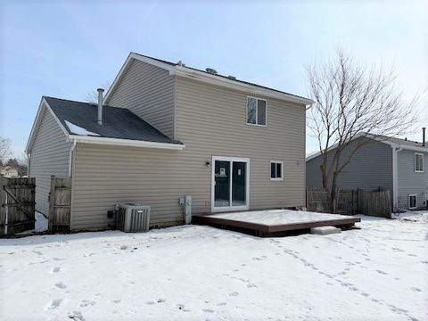 Tiny photo for 28 Chaucer Lane, Streamwood, IL 60107 (MLS # 12564485)