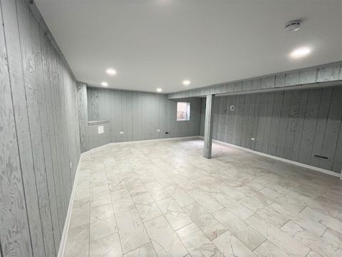 Tiny photo for 28 Chaucer Lane, Streamwood, IL 60107 (MLS # 12564485)