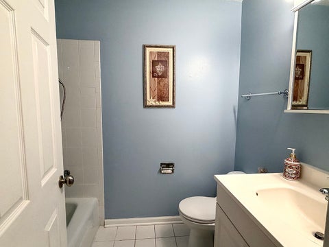 Tiny photo for 10385 Dearlove Road #1I, Glenview, IL 60025 (MLS # 12759077)