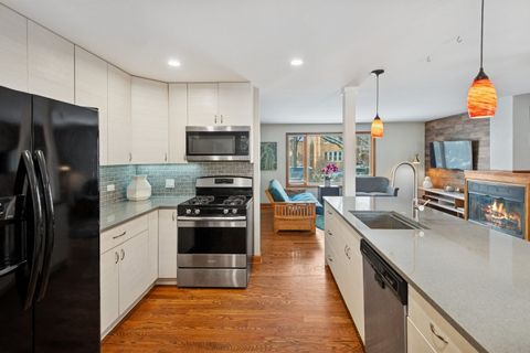 Tiny photo for 1811 Hartrey Avenue, Evanston, IL 60201 (MLS # 12552792)