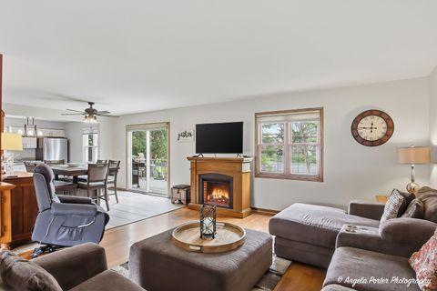 Tiny photo for Oakwood Hills, IL 60013 (MLS # 12609553)