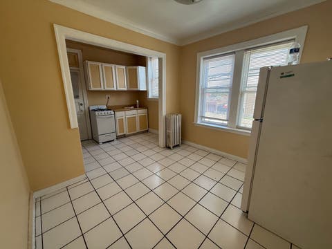 Tiny photo for 2146 S Gunderson Avenue #332, Berwyn, IL 60402 (MLS # 12695063)