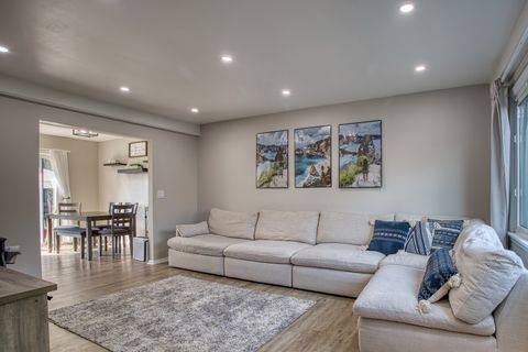 Tiny photo for 621 Sundance Drive, Bolingbrook, IL 60440 (MLS # 12468322)