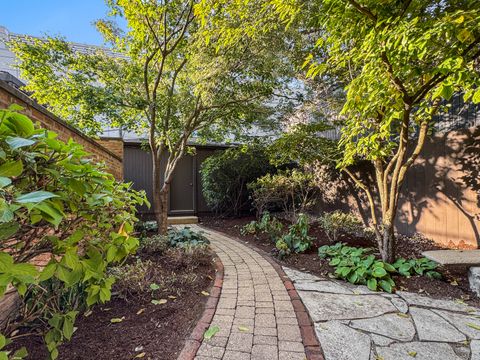Tiny photo for 347 W Belden Avenue, Chicago, IL 60614 (MLS # 12459168)