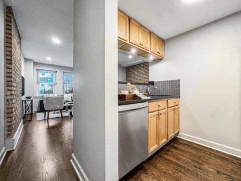 Tiny photo for 347 W Belden Avenue, Chicago, IL 60614 (MLS # 12459168)