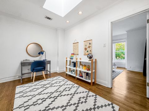 Tiny photo for 347 W Belden Avenue, Chicago, IL 60614 (MLS # 12459168)