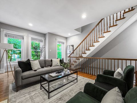 Tiny photo for 347 W Belden Avenue, Chicago, IL 60614 (MLS # 12459168)