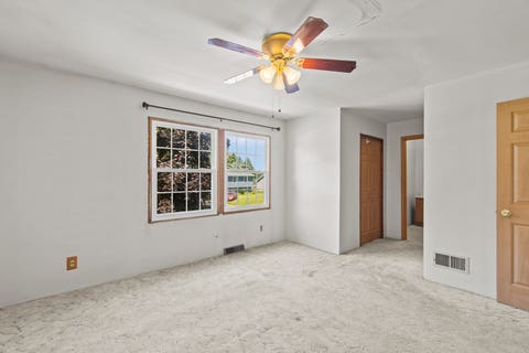 Tiny photo for 481 Lasalle Drive, Lake Holiday, IL 60552 (MLS # 12704289)