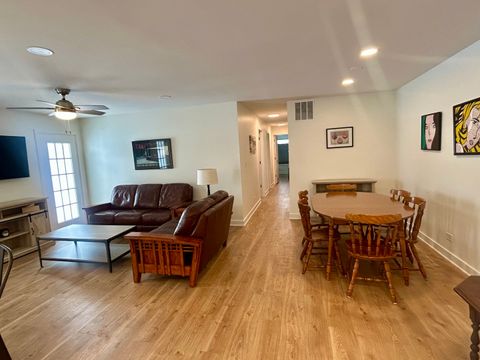 Tiny photo for 1229 Ballantrae Place #A, Mundelein, IL 60060 (MLS # 12592814)