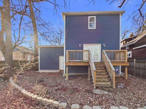 Tiny photo for 9825 S Wood Street, Chicago, IL 60643 (MLS # 12571239)