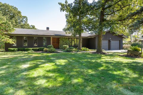 8N465 Shady Lane Elgin IL 60124