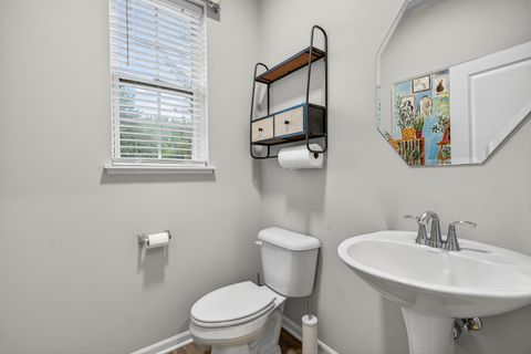 Tiny photo for 1001 Draper Road, McHenry, IL 60050 (MLS # 12518299)