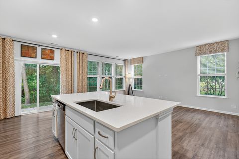 Tiny photo for 1001 Draper Road, McHenry, IL 60050 (MLS # 12518299)