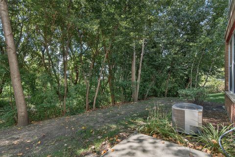 Tiny photo for 1001 Draper Road, McHenry, IL 60050 (MLS # 12518299)