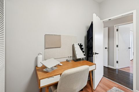 Tiny photo for 828 W 31st Street #3N, Chicago, IL 60608 (MLS # 12556106)